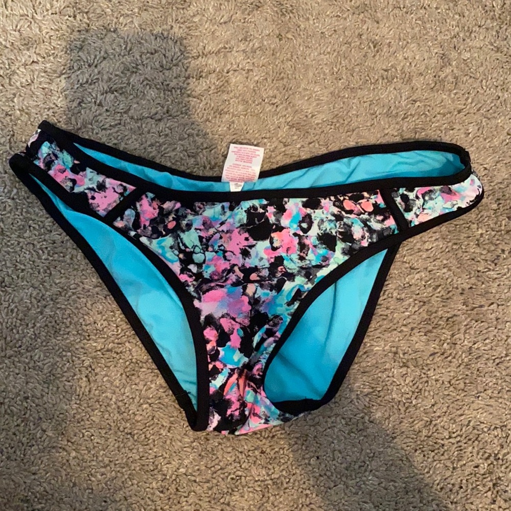Bikini bottom